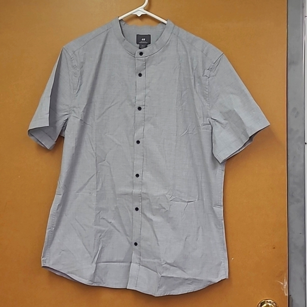 H&M Size XL Grey Muscle Fit Casual Button Down Shirt